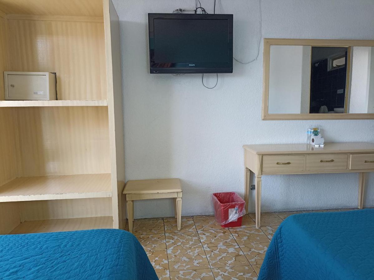 Hotel Viena 이라푸아토 외부 사진