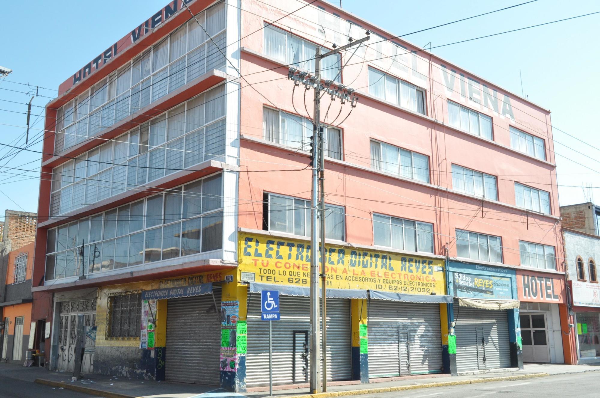 Hotel Viena 이라푸아토 외부 사진
